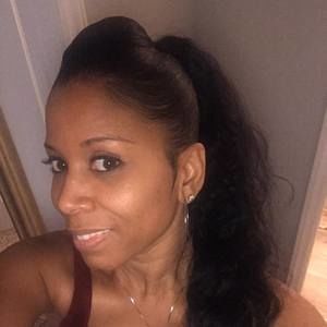 Meet your Posher, Dana